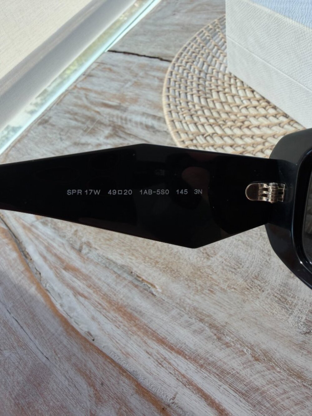 Prada PR 17WS Sunglasses - Excellent Condition - Picture 5 of 9